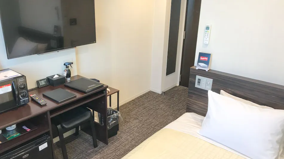 Hotel Livemax Hiroshima Funairicho Riverside