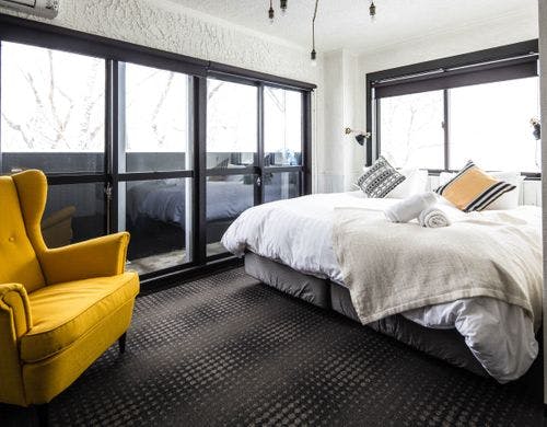 マスターベッドルーム（ユニットバス付）