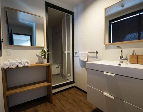 シャワールーム