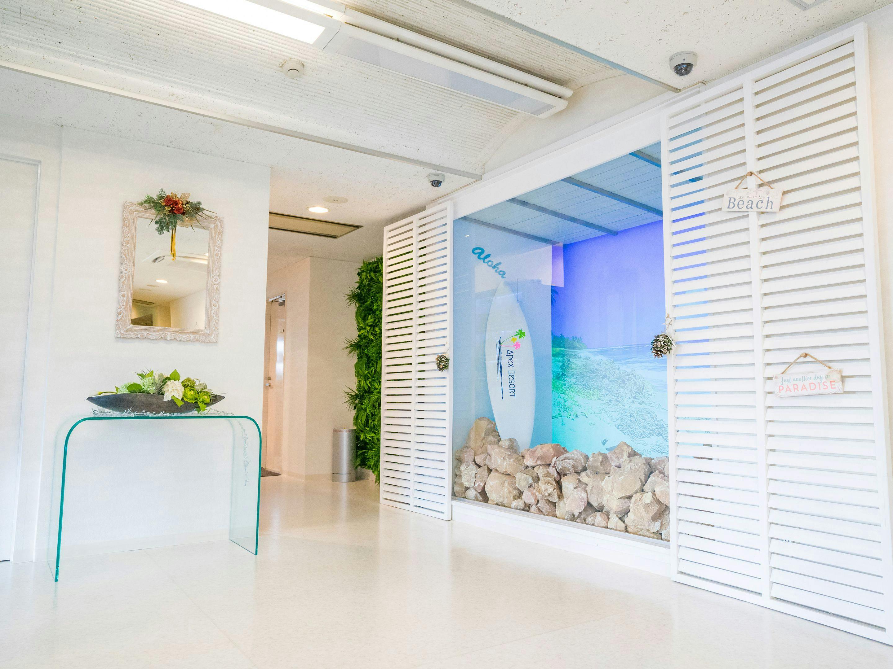 กลิ่นหอมของดอกไม้ต้อนรับลูกค้า