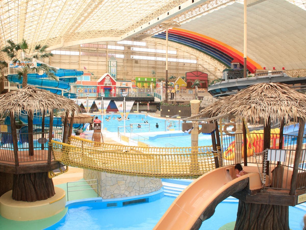 สปารีสอร์ทฮาวายเอียนส์