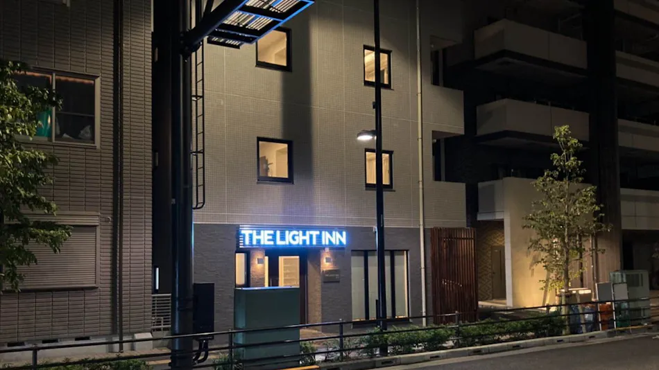 THE LIGHT INN