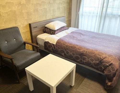 禁煙シングルルーム１シモンズ製セミダブル