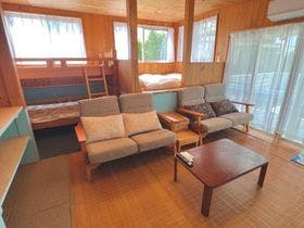 シュノーケリングの宿　備瀬崎竜宮前(ゲストハウス美らあかな～)