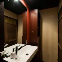 ห้องน้ำและอ่างล้างหน้า