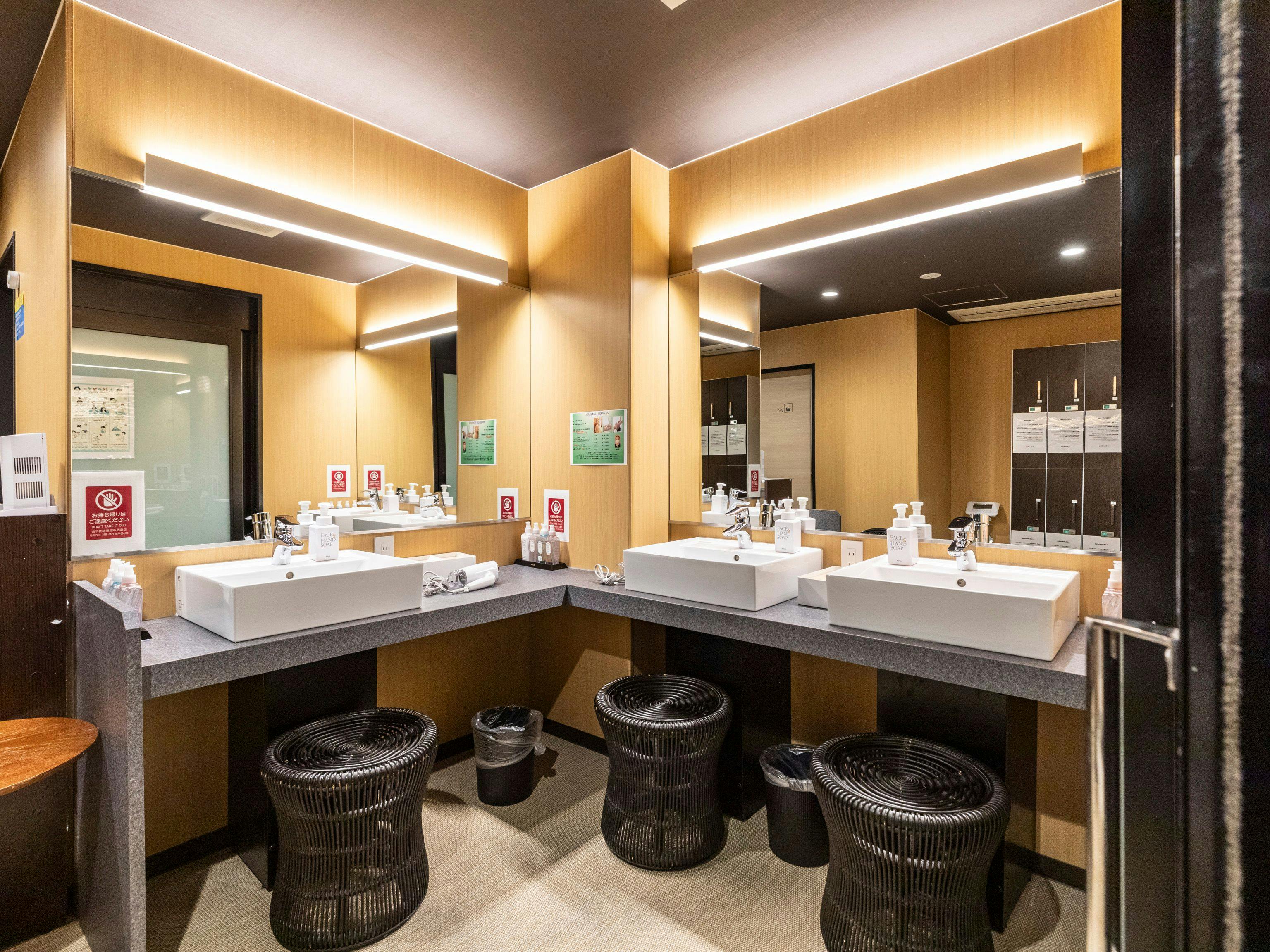 Trust Hotel