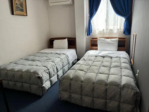 เตียงหมายเลข 205