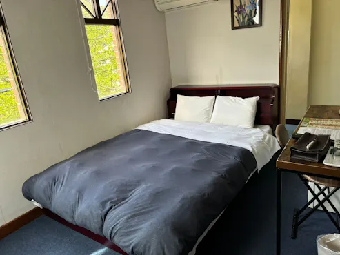 เตียงหมายเลข 206