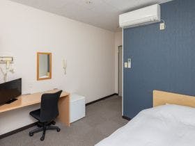 ハチのお宿　ぬまだてハイツ