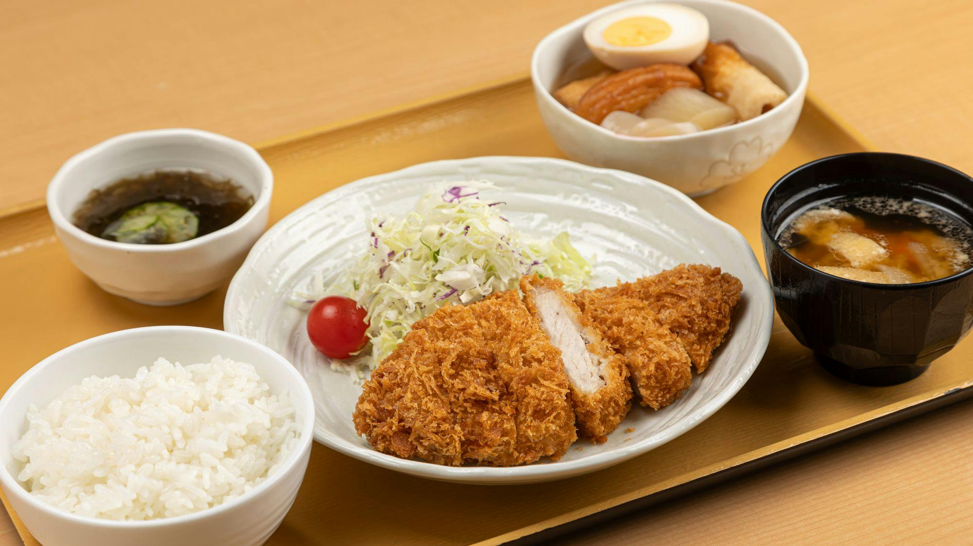 อาหารเย็น <ภาพ>