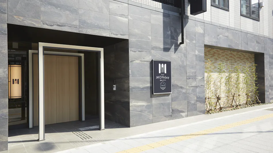 MONday Apart Premium Ueno