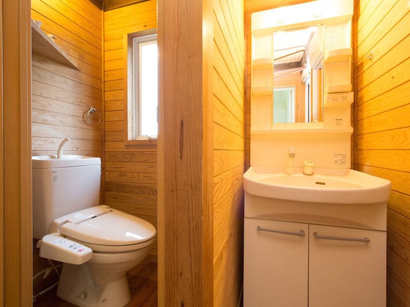 ห้องน้ำและอ่างล้างหน้า