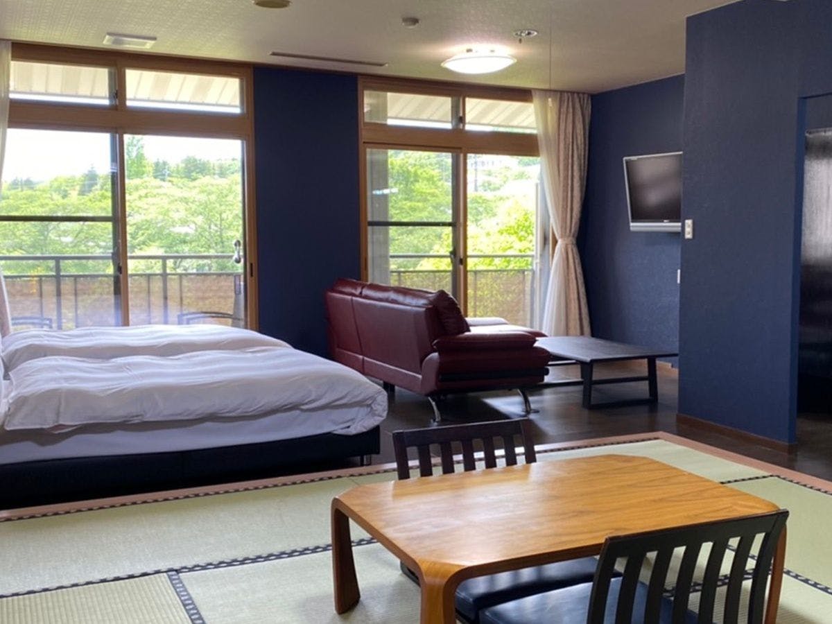 Adatara Onsen Hotel Paradise Hills