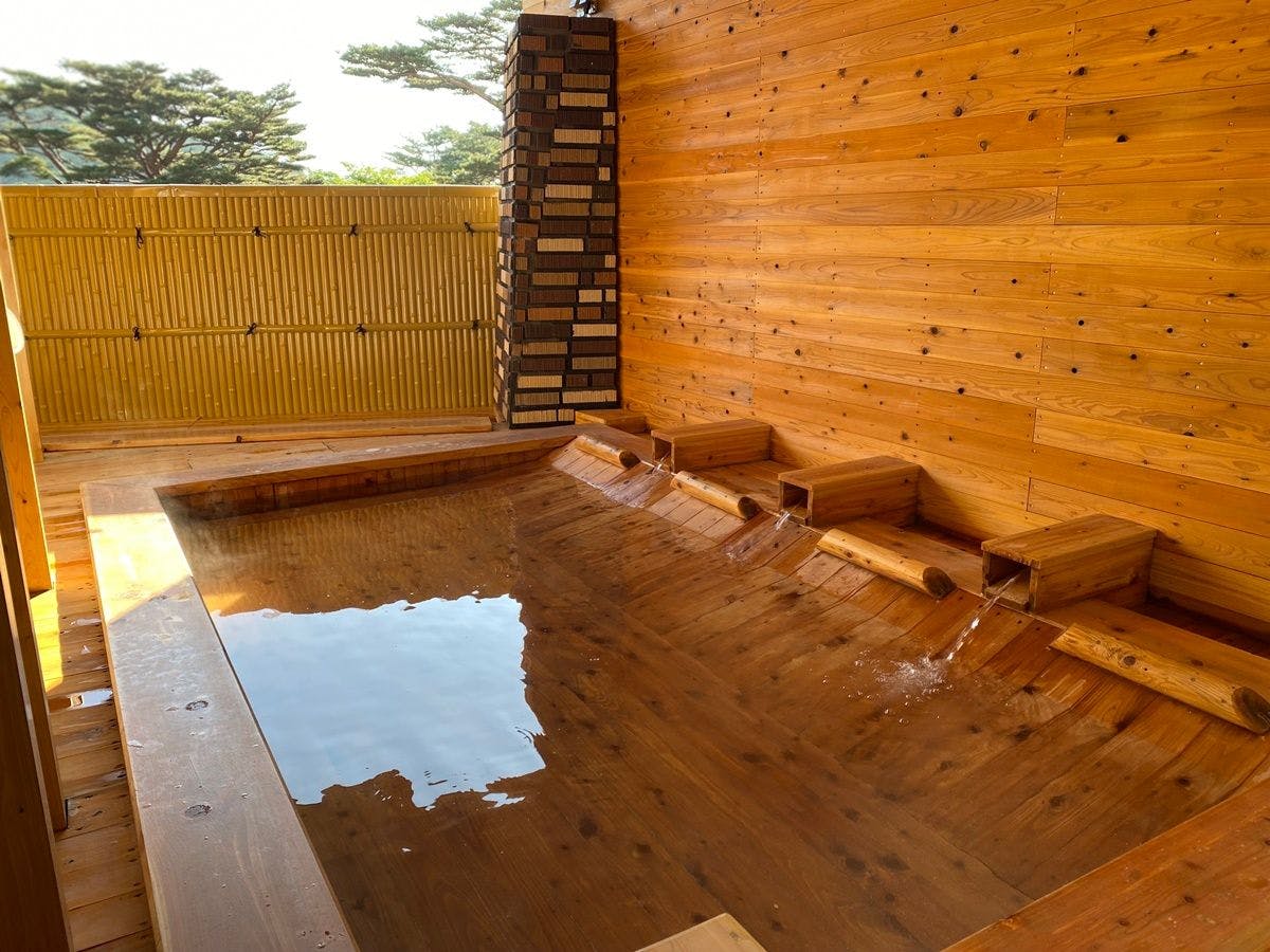 Adatara Onsen Hotel Paradise Hills