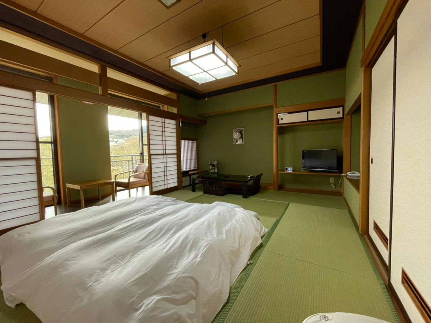 Adatara Onsen Hotel Paradise Hills