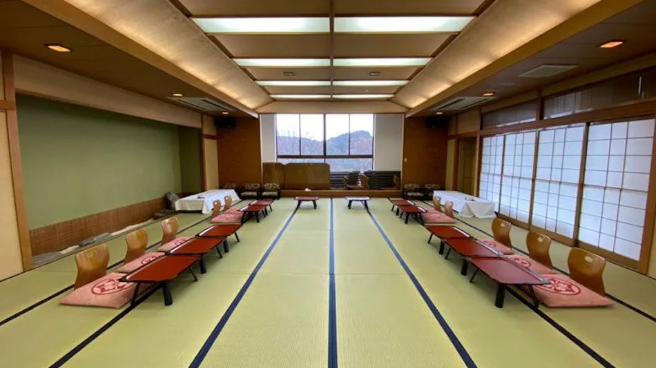 Adatara Onsen Hotel Paradise Hills