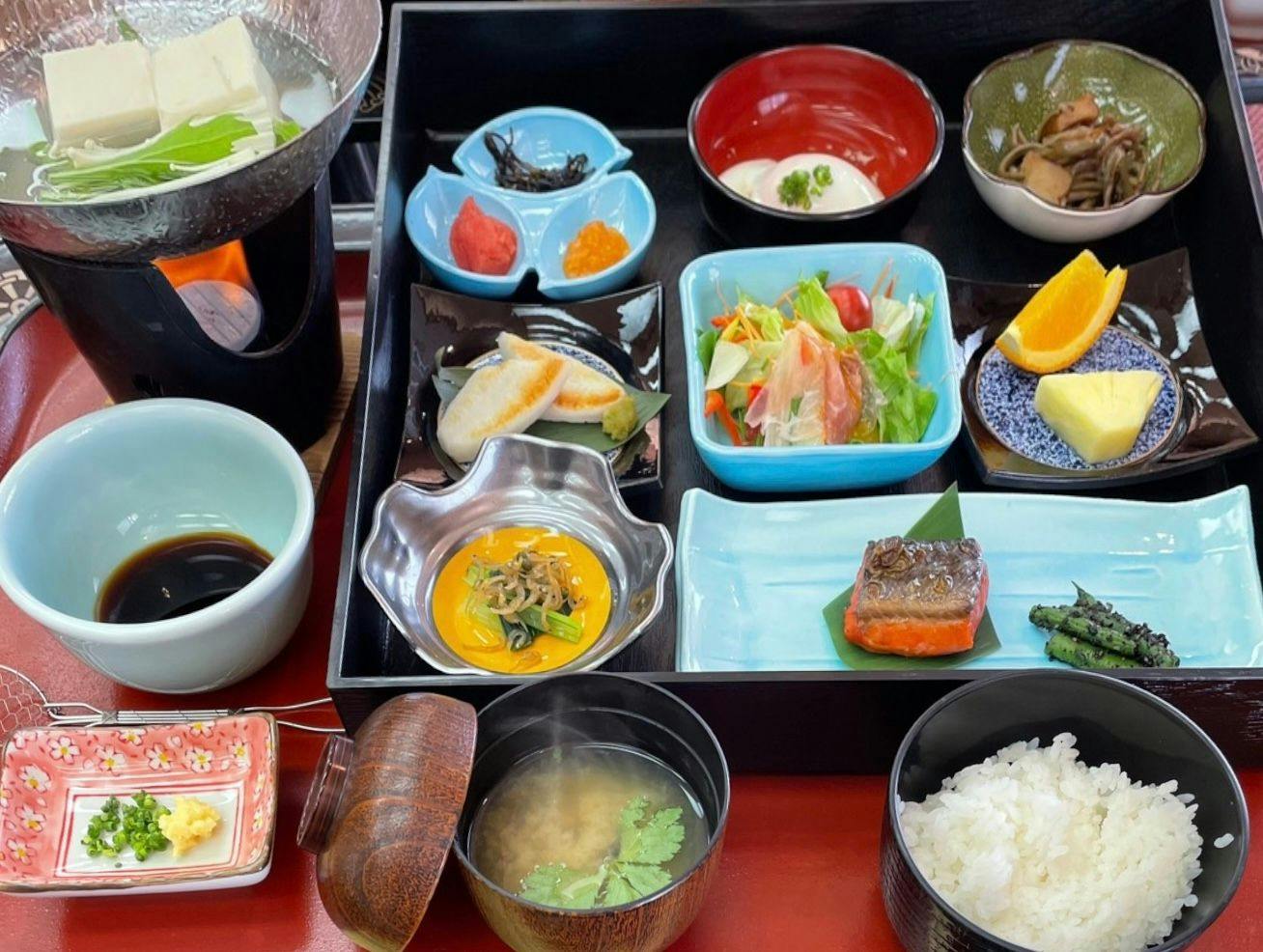 Adatara Onsen Hotel Paradise Hills