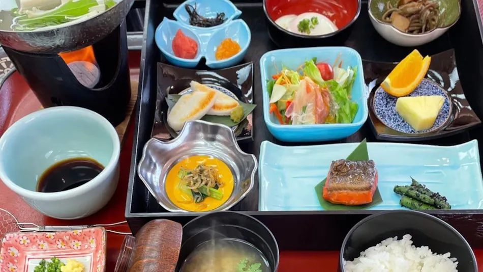 Adatara Onsen Hotel Paradise Hills