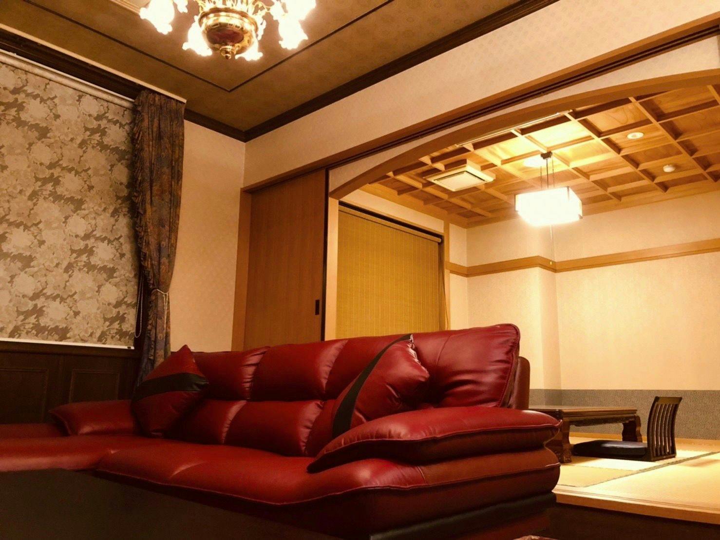 あだたら温泉　ホテルパラダイスヒルズ 施設全景