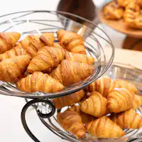 Croissant hangat dan renyah