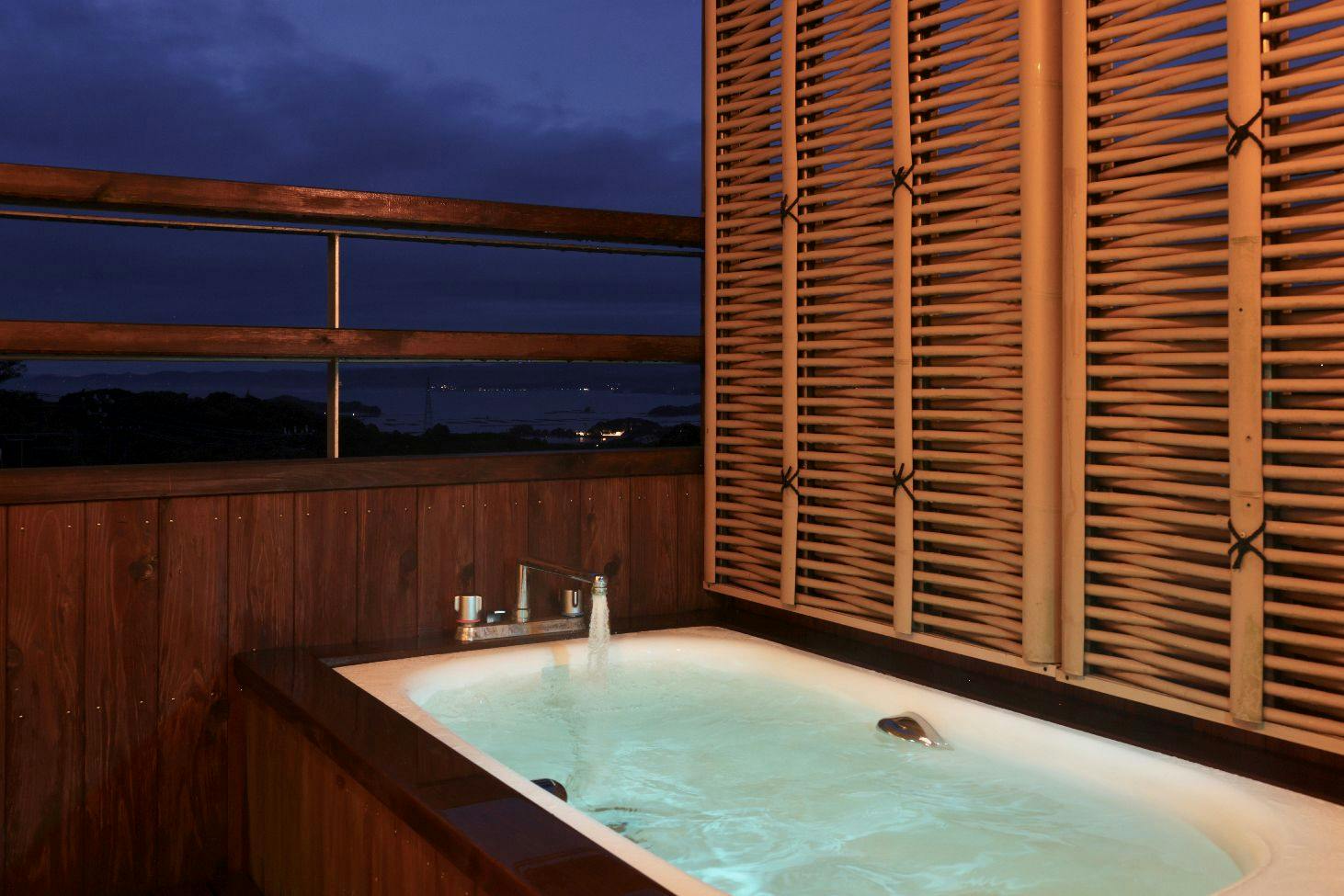 Crystal Villa Shirahama - Hill Town