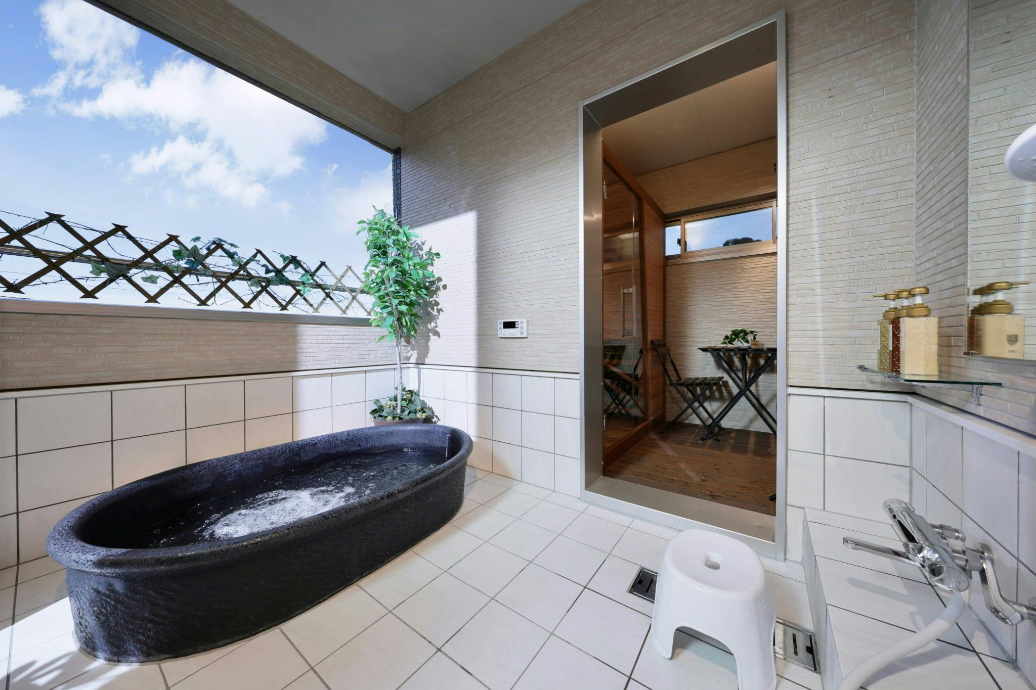 Crystal Villa Shirahama - Hill Town