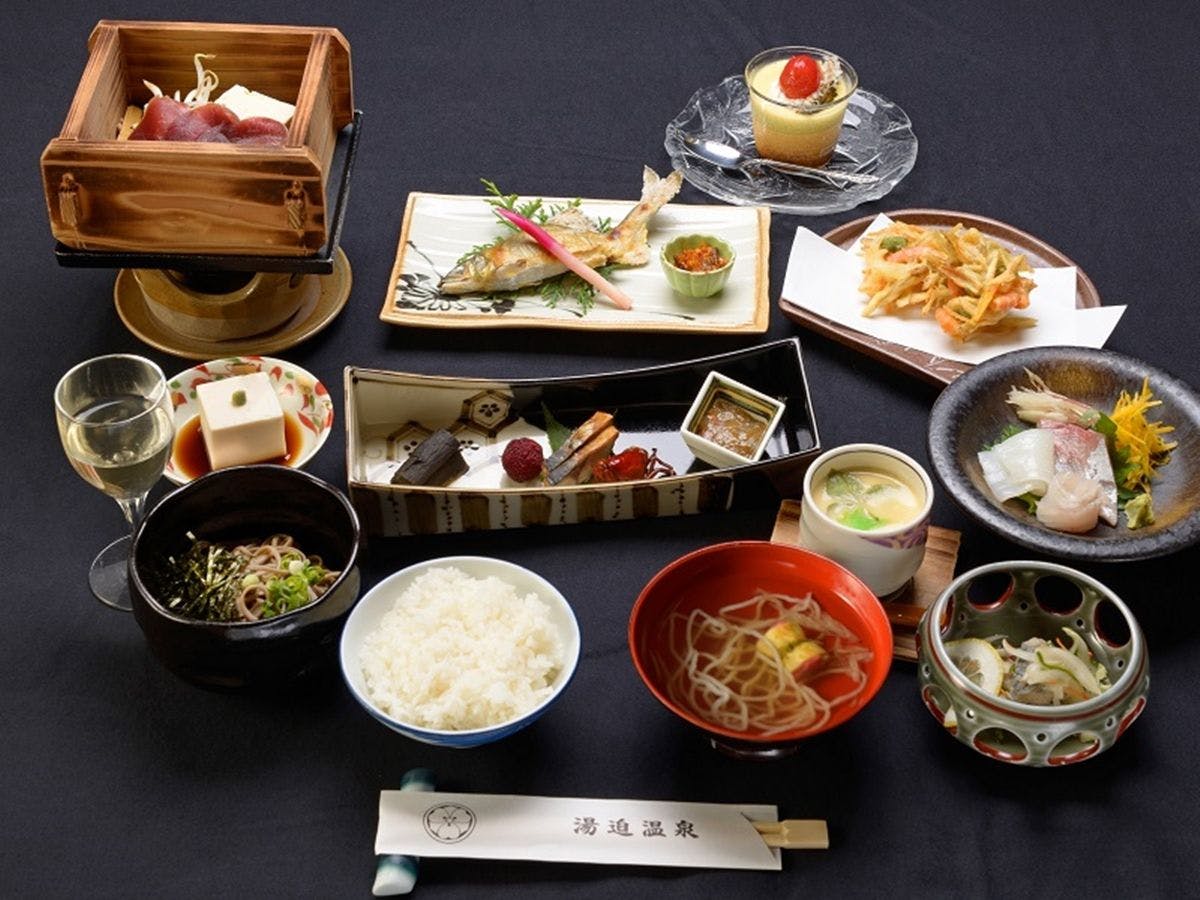 Yusako Onsen Ryokan