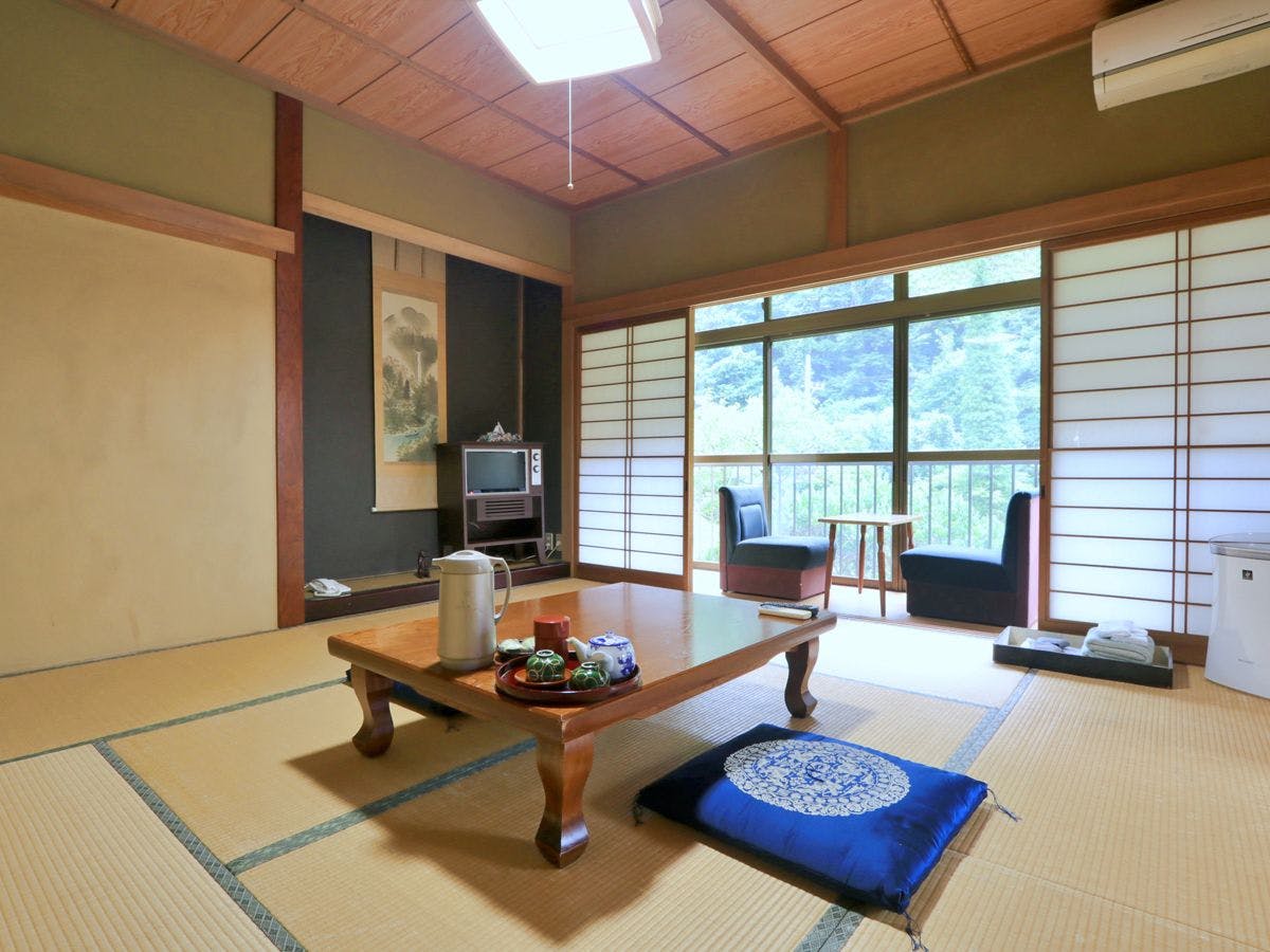 Yusako Onsen Ryokan