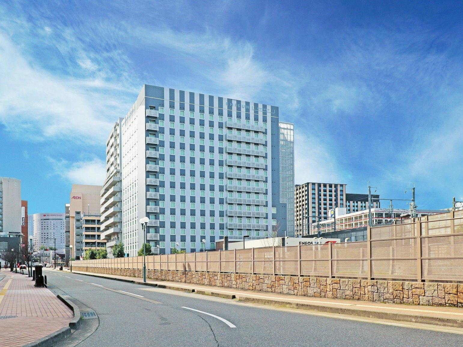 Eksterior Hotel 【Siang】