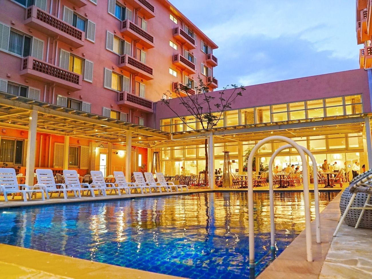 Hotel Sea Breeze Coral