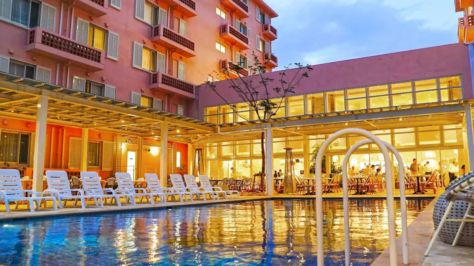 Hotel Sea Breeze Coral