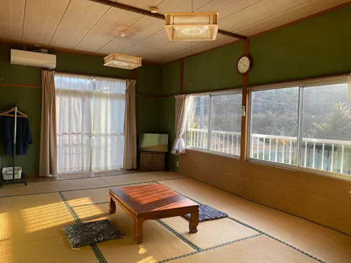 *【Sisi Danau/Kamar Gaya Jepang 12 Tatami】