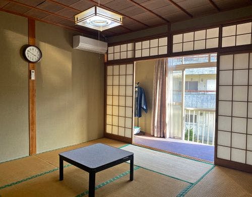 *【道路側/和室8畳】