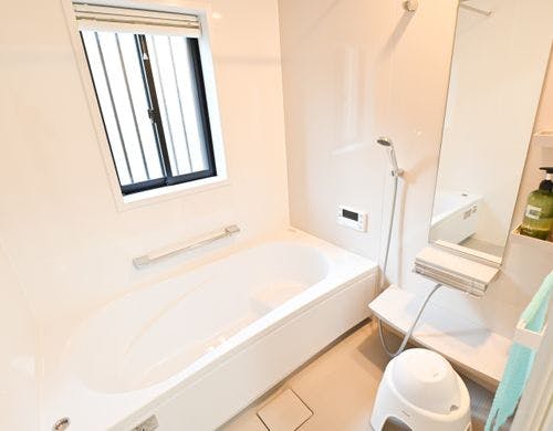 コテージ内バスルーム