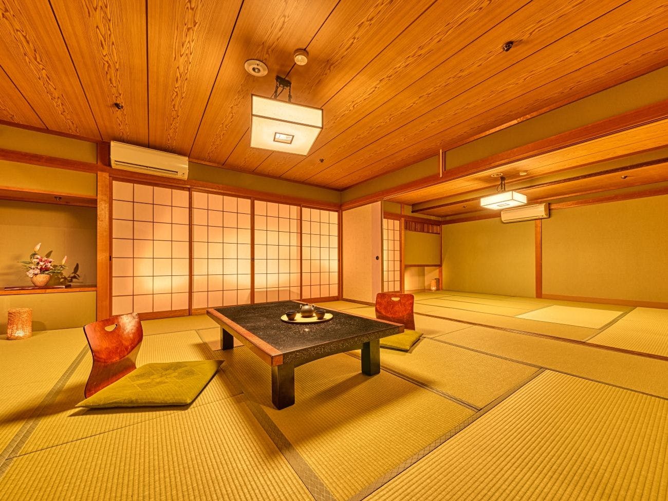 Ooedo Onsen Monogatari Wanwan Resort Awazu