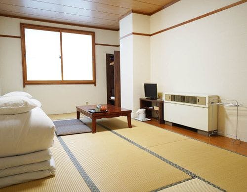 3階和室（バス・トイレ共同）