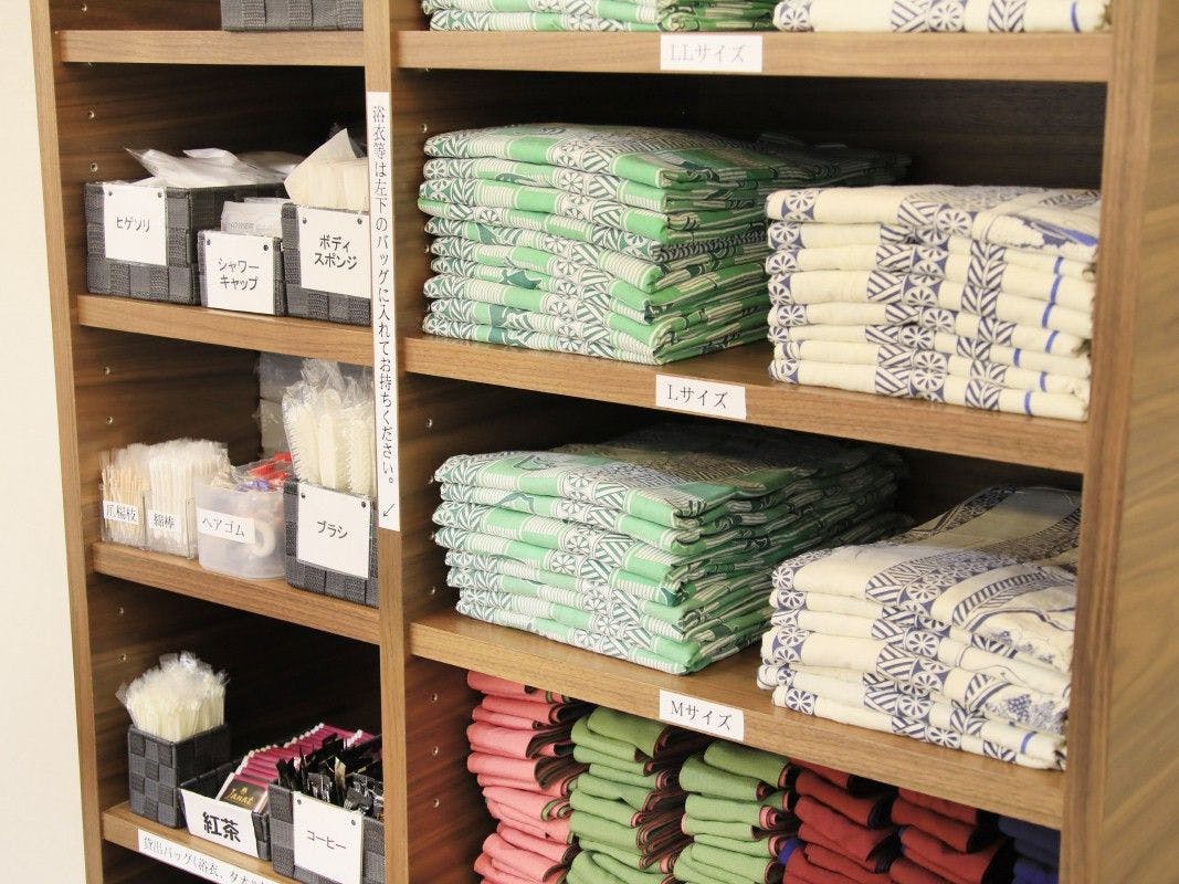 สิ่งอำนวยความสะดวกต่างๆ มีให้บริการที่หน้าเคาน์เตอร์