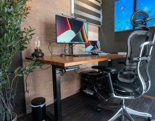 ワークスペースのオフィスデスク