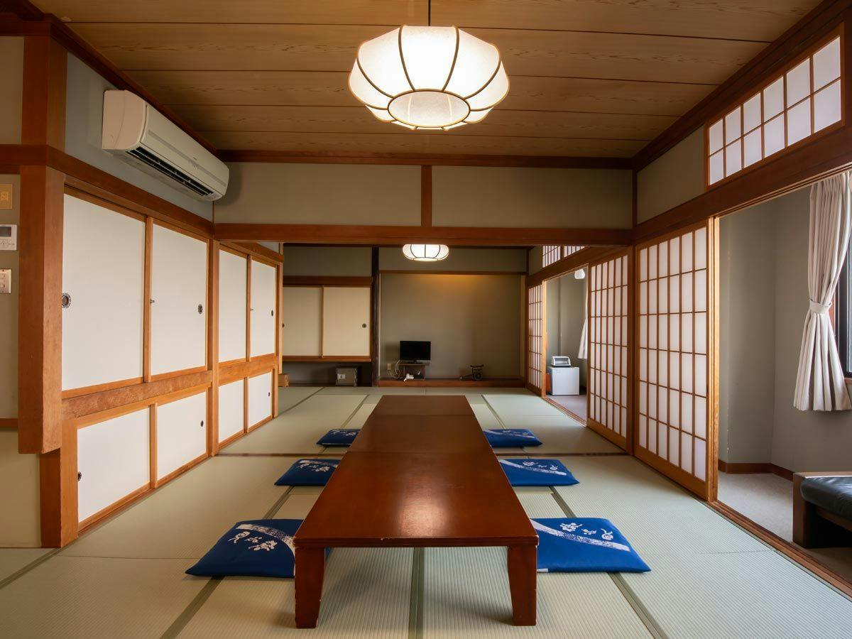 Nadaura Onsen Motoyu Isobakaze