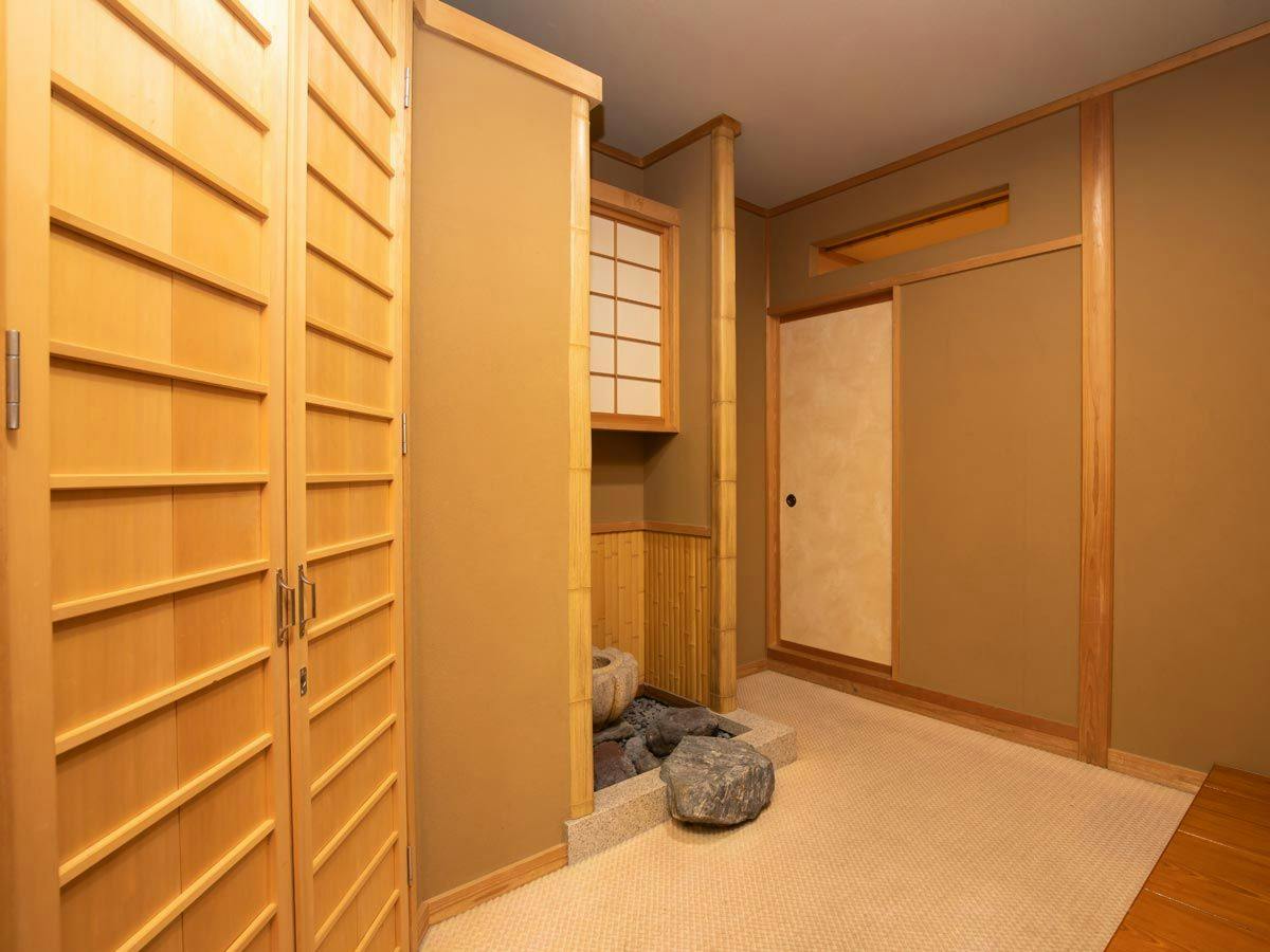 Nadaura Onsen Motoyu Isobakaze