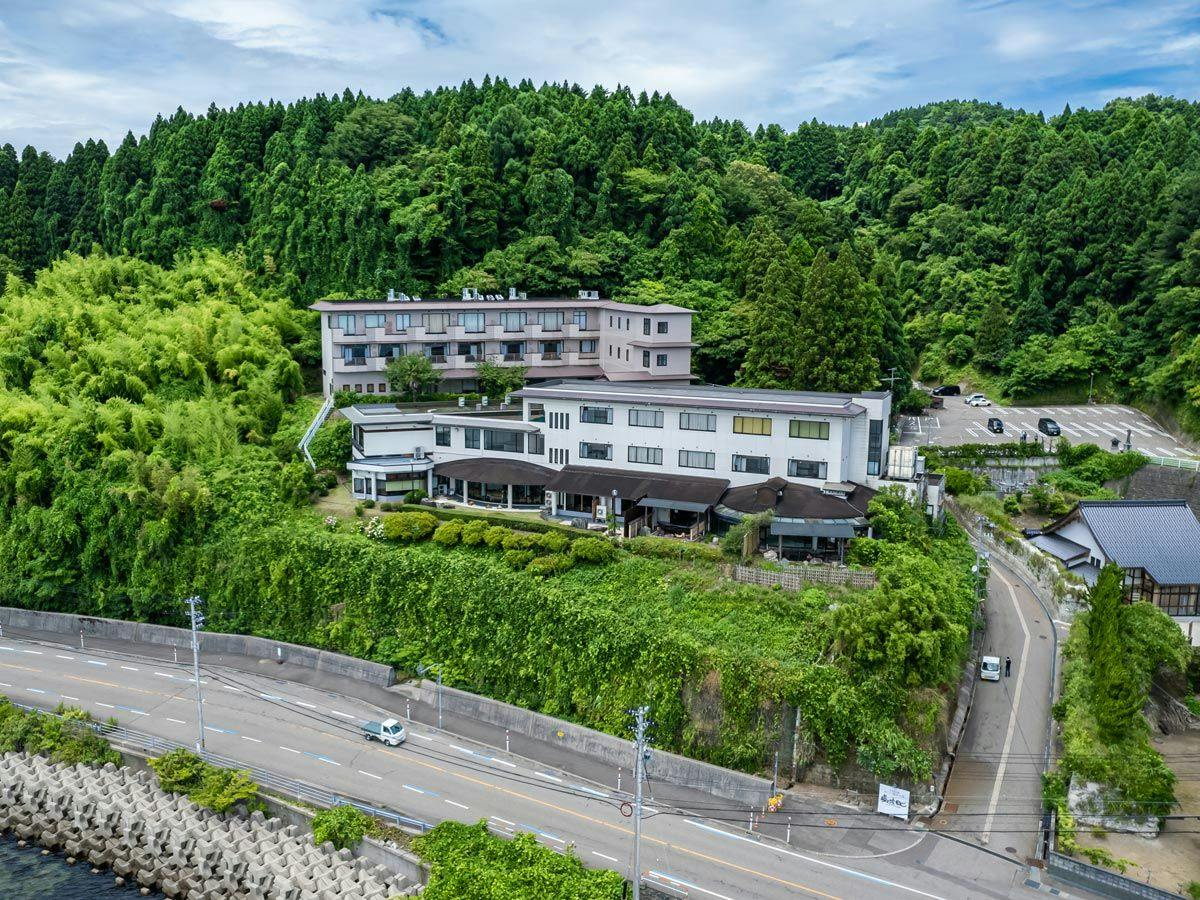 Nadaura Onsen Motoyu Isobakaze