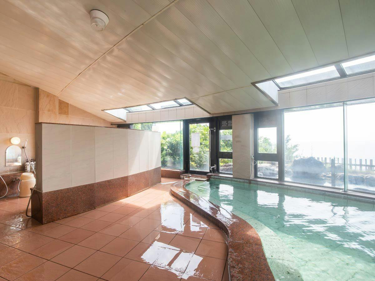 Nadaura Onsen Motoyu Isobakaze
