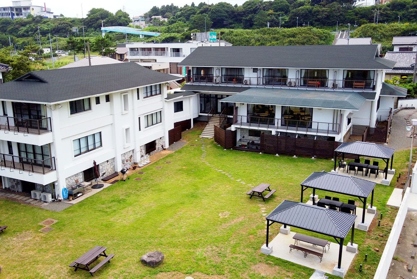 Primitive hut　夏海の家&nbsp;施設全景