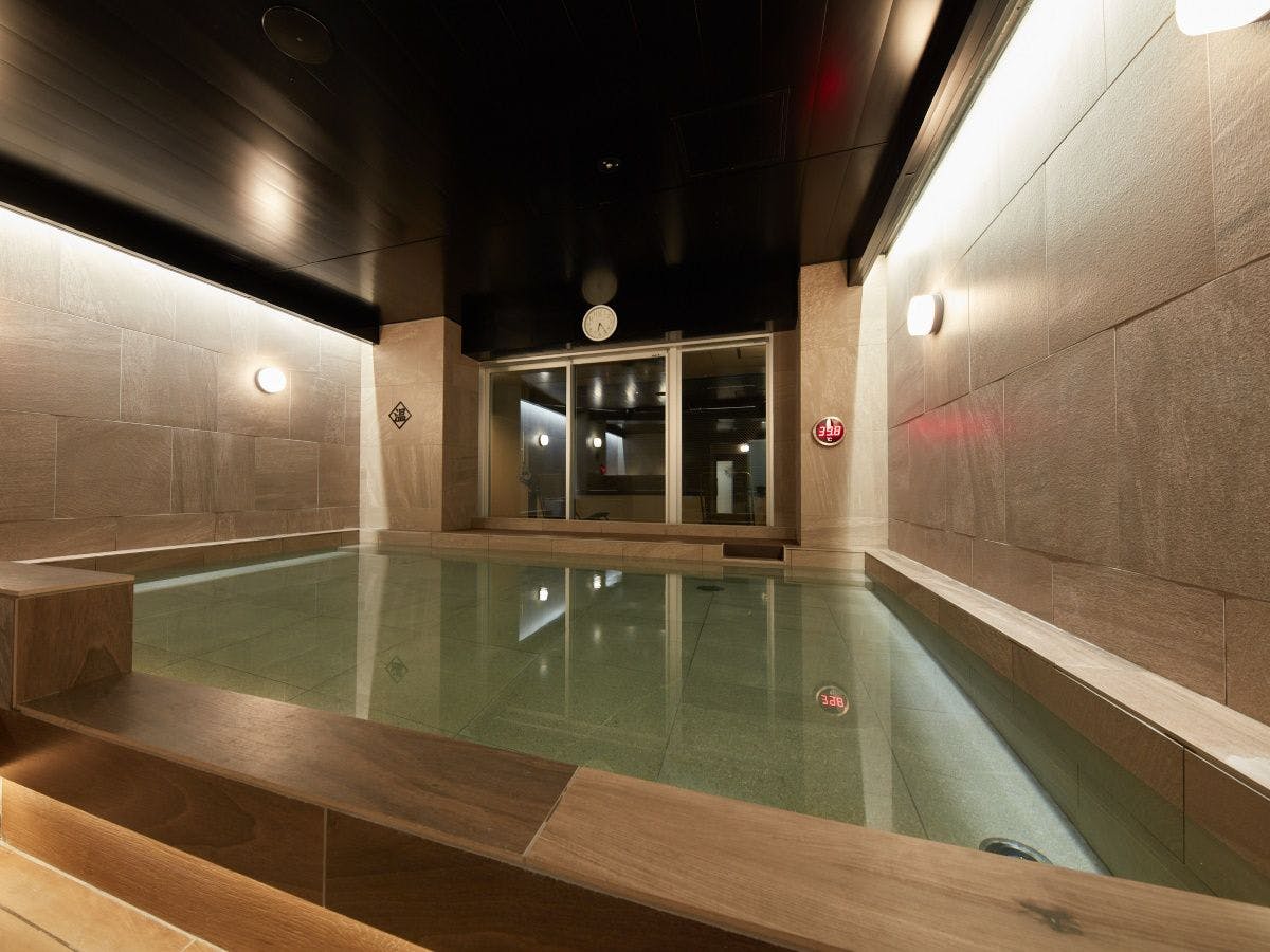 Rembrandt Cabin & Spa Shimbashi