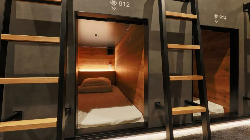 Rembrandt Cabin & Spa Shimbashi