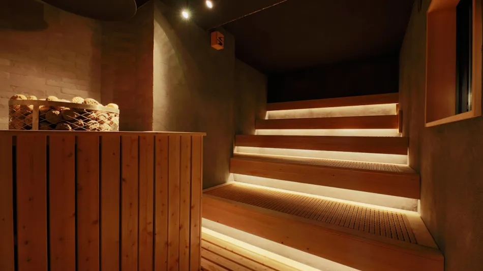 Rembrandt Cabin & Spa Shimbashi