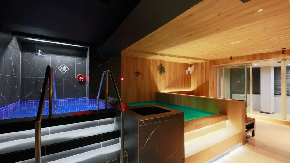Rembrandt Cabin & Spa Shimbashi