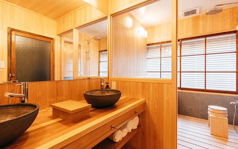 UHN Nara Mannenhitsu Hompo (formerly RITA Gosemachi)