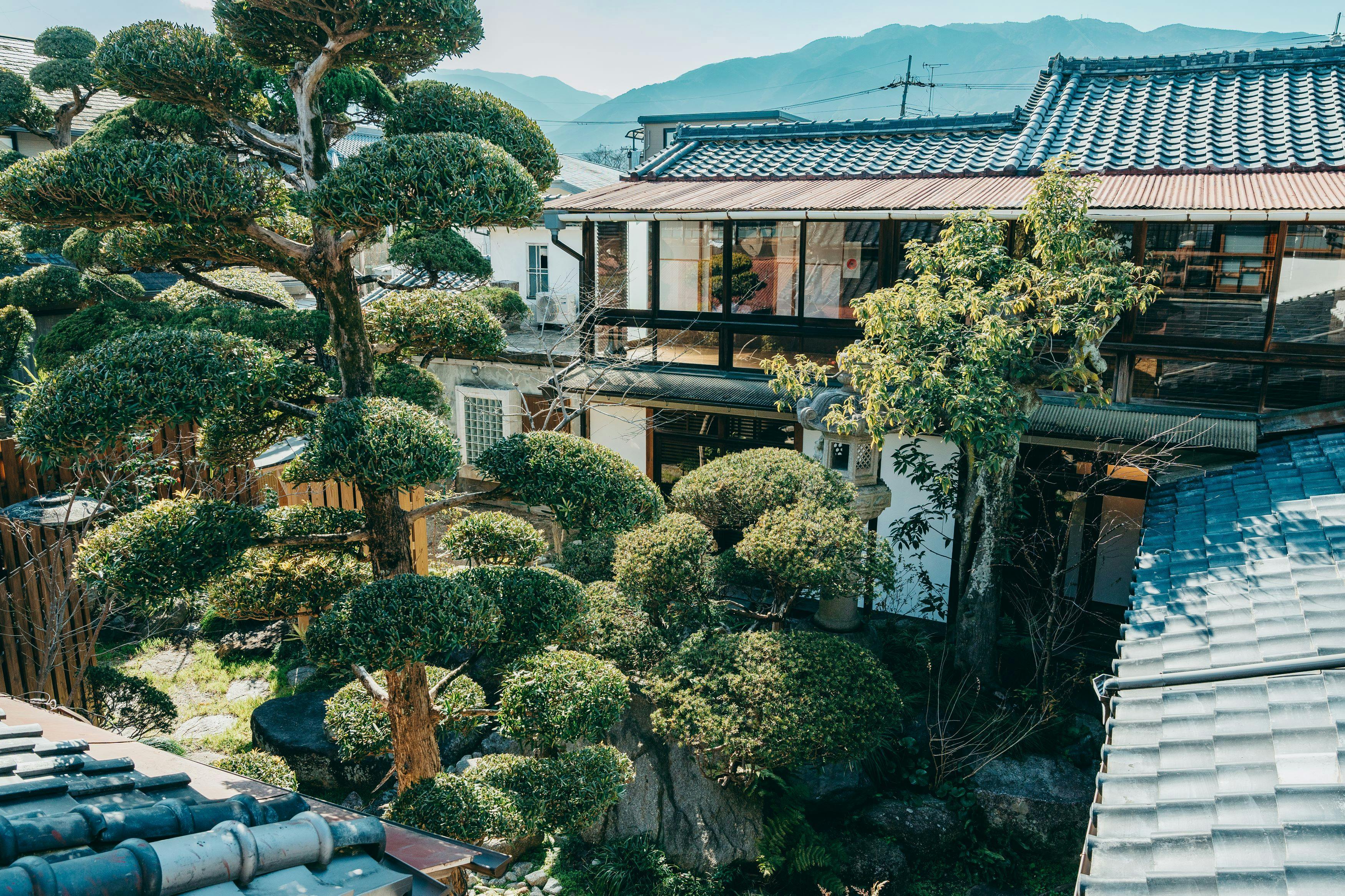 UHN Nara Mannenhitsu Hompo (formerly RITA Gosemachi)