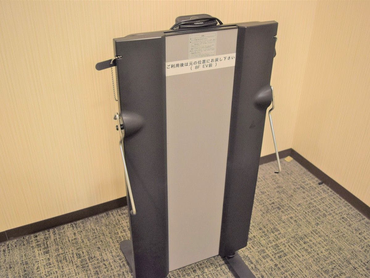 ■【อุปกรณ์ให้เช่า】เครื่องกดกางเกง